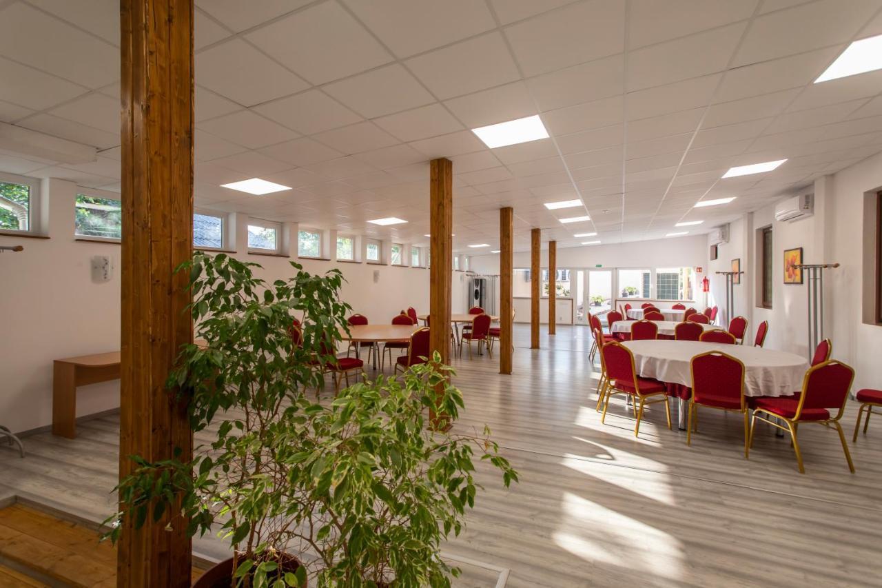 Margareta Apartman Es Ueduelohaz Богач Экстерьер фото