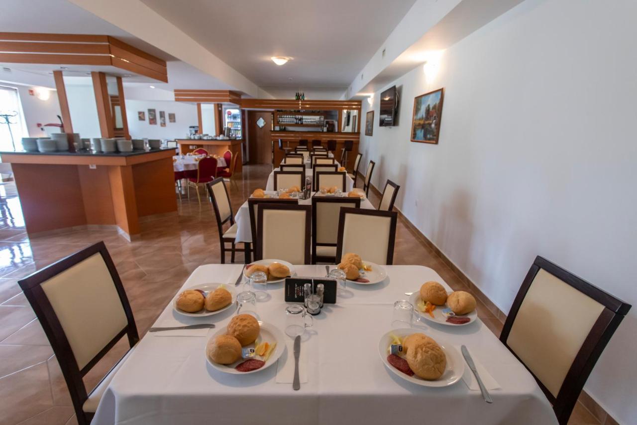 Margareta Apartman Es Ueduelohaz Богач Экстерьер фото