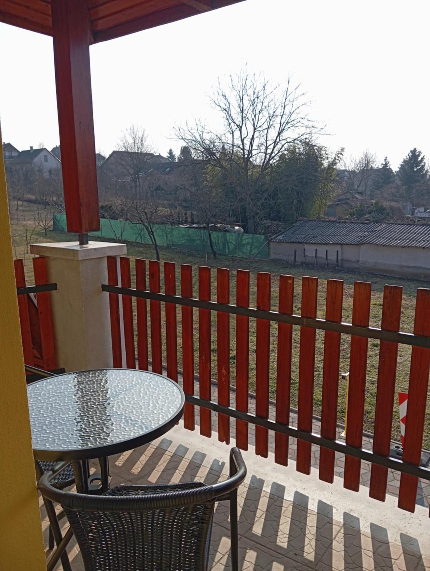Margareta Apartman Es Ueduelohaz Богач Экстерьер фото