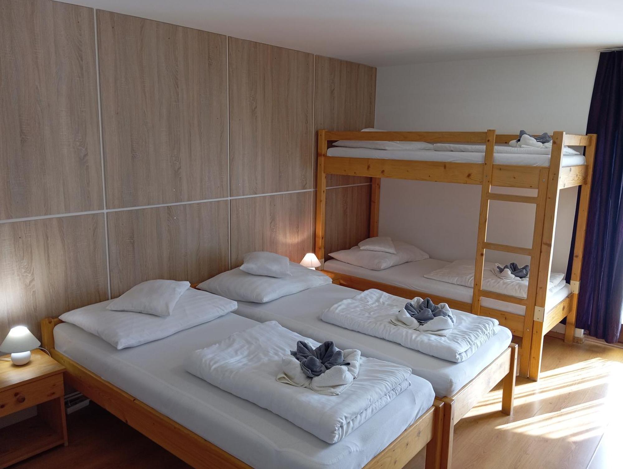 Margareta Apartman Es Ueduelohaz Богач Экстерьер фото