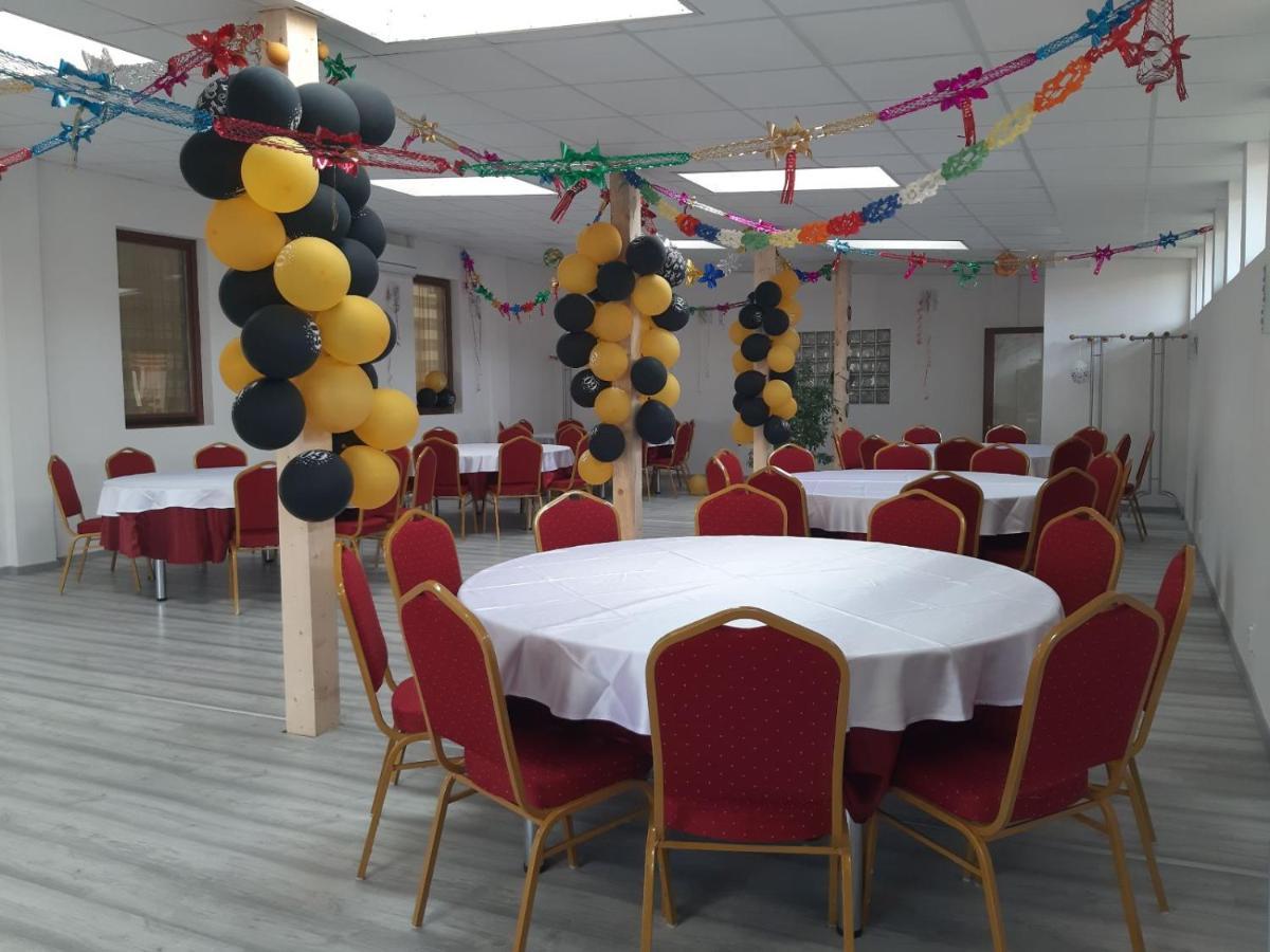 Margareta Apartman Es Ueduelohaz Богач Экстерьер фото